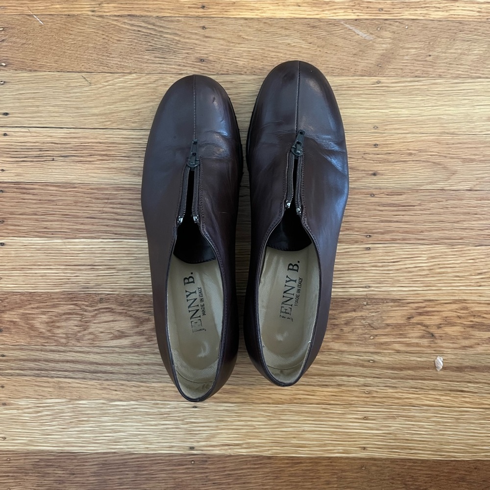 Varda Jenny b Italian leather handmade low heel shoe